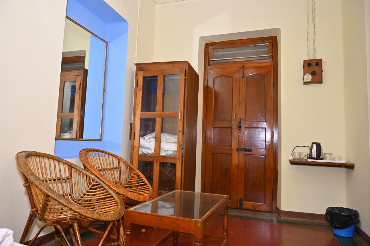 Les Boganveillea Heritage Guest House 오로빌 외부 사진