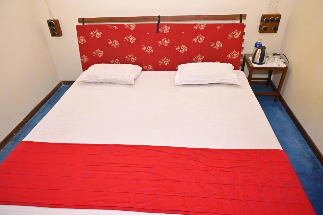 Les Boganveillea Heritage Guest House 오로빌 외부 사진